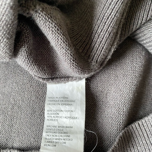 Van Heusen zip neck Sweater  M - Picture 6 of 6